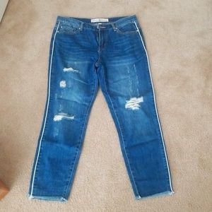 Ashley Mason Jean's